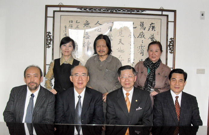 粥會引重慶份子求見吳伯雄