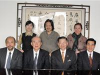 粥會引重慶份子求見吳伯雄
