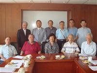 展抱子弟為恩師紀錄不平凡