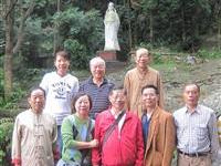 登南漈山拜謁陸游