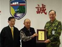 馬防部指揮官獲頒總統銘牌