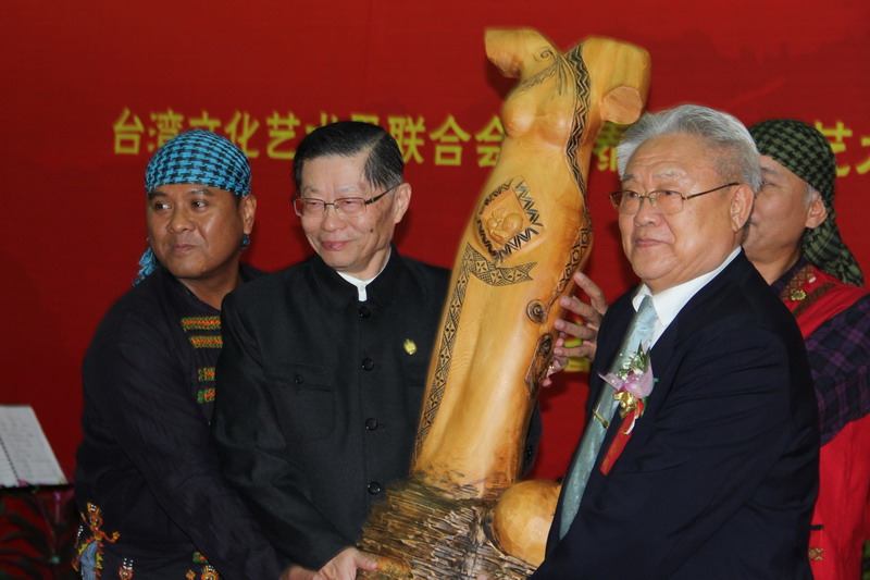  中国将军书画院获初孕喜悦