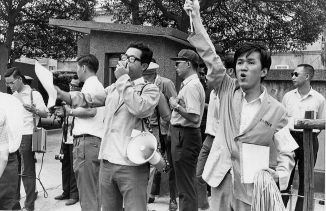 老保钓大字报书写者成书家
