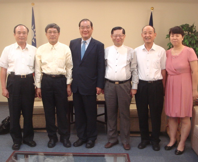 两岸人拜会国民党中央党部