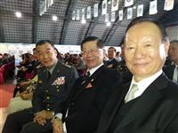 国防大学校长同座华美年会