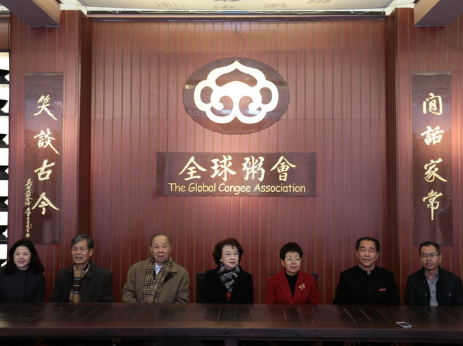 国民党副主席检视粥会文物