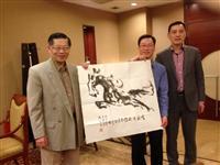 常州市台办主任因马画结缘