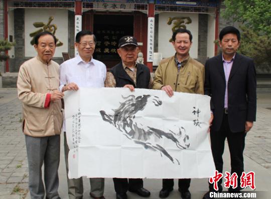 保定永保军魂粥会定如神骏