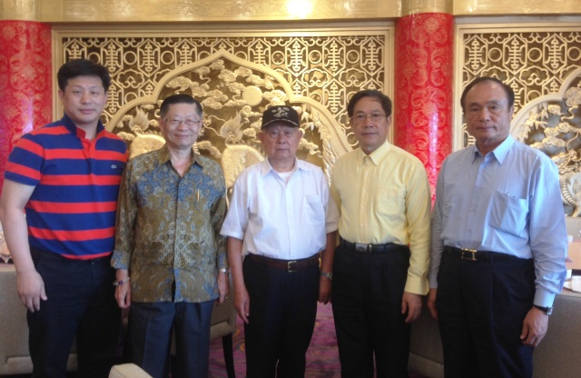 丁之發會見長泰連文成會長