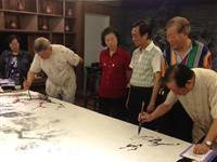 将军教授各展所长合作无间