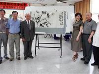 完成粥友书画作品走入小区