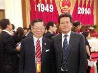 中央台辦副主任龔清概同桌