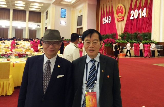 國宴同桌王津平和統急先鋒