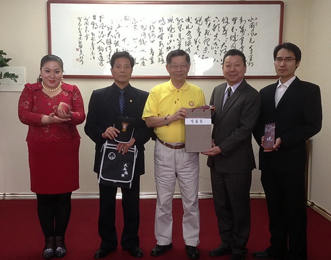 视察北京妈祖海神殿董事会