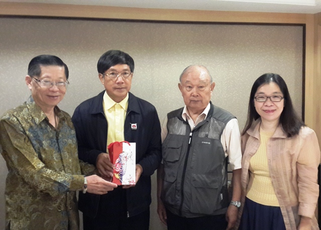 世和聯設粥宴招待訪台連氏