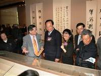 杭州西湖畔于右任大展增色