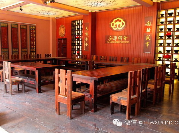 承运阁开大门迎宾虚位以待