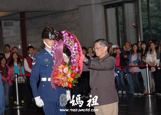 天下妈祖网上传陆炳文献花